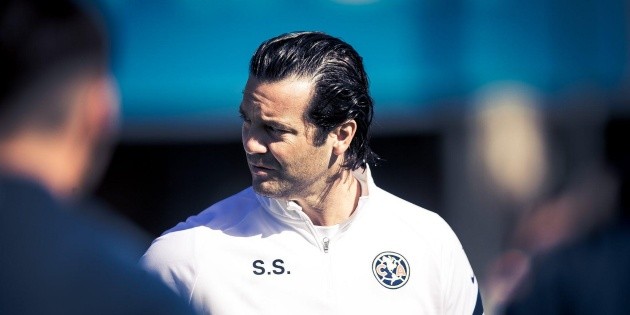 Santiago Solari works on tactics in America for Guard1anes 2021 debut