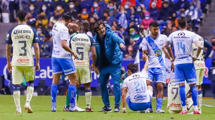 Solari estalló contra el arbitraje en Puebla.