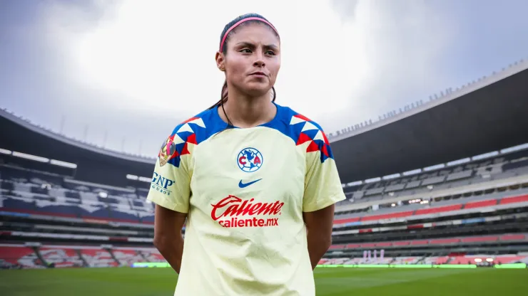 Karla Luna cree que Chivas juega de local en el Estadio Azteca.
