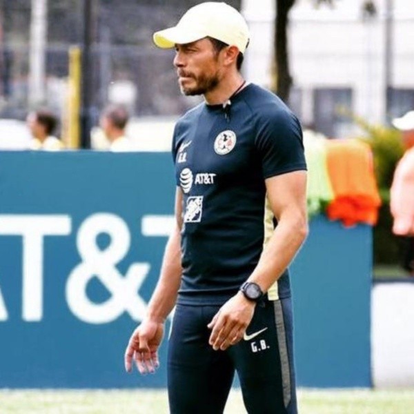 Gíber Becerra el Preparador Físico del América cuestionado Gíber Becerra el Preparador Físico del América cuestionado